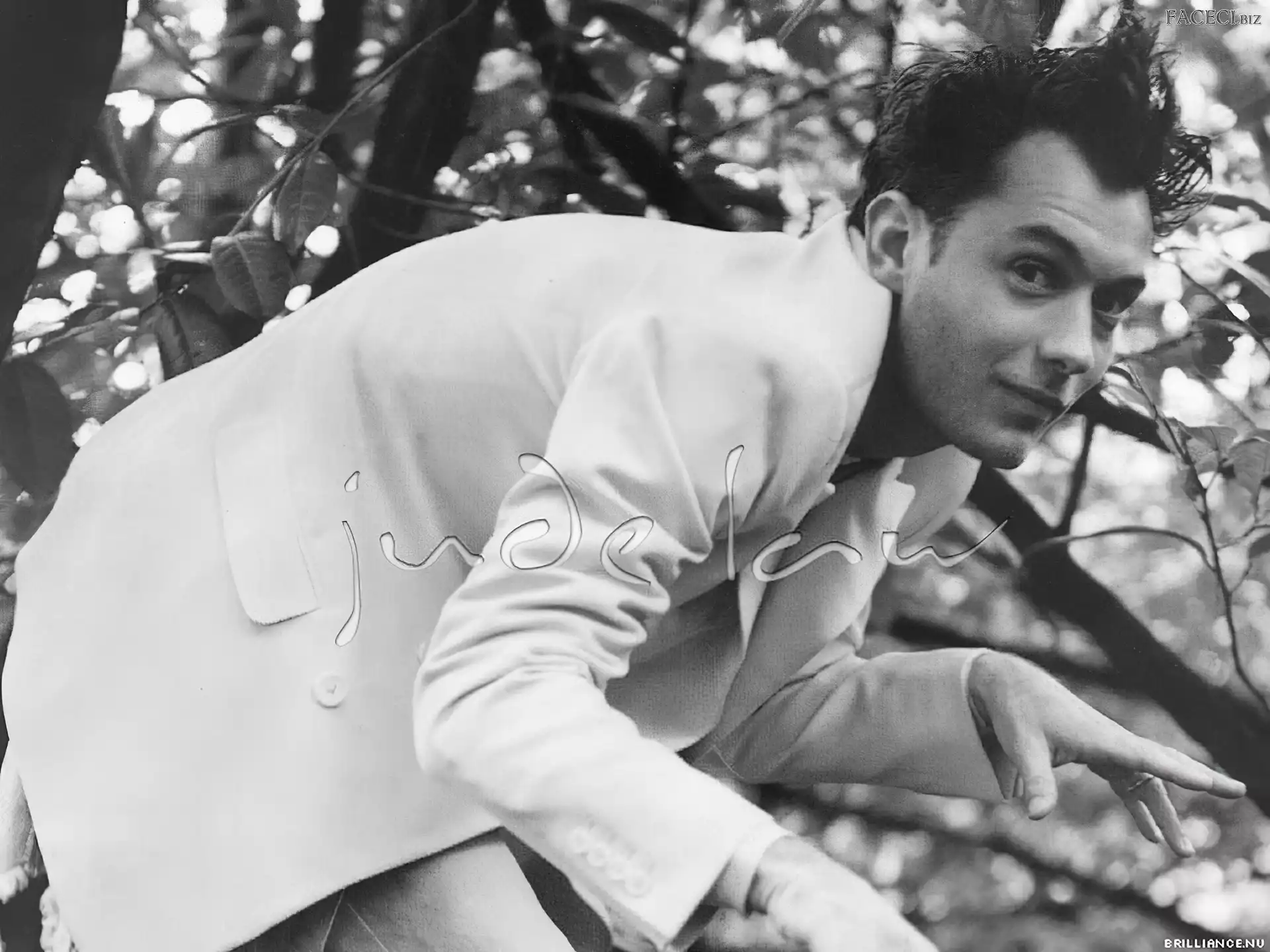 Jude Law, jasny strój