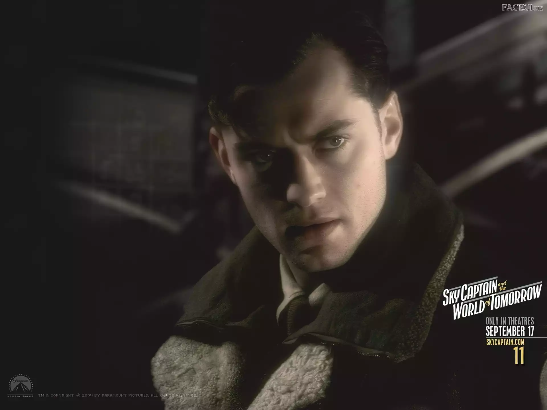 krawat, Jude Law, jasne oczy